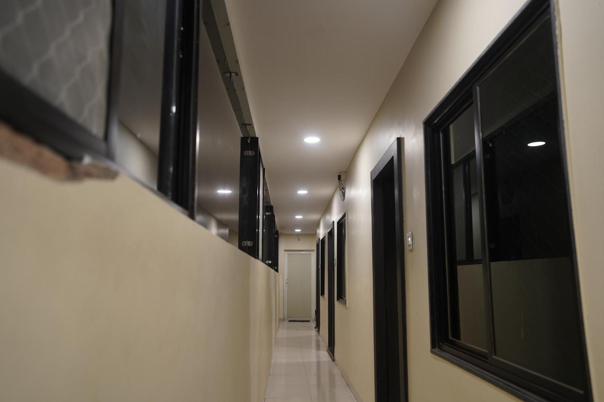 Hotel Dev Kripa Ujaim Exterior foto